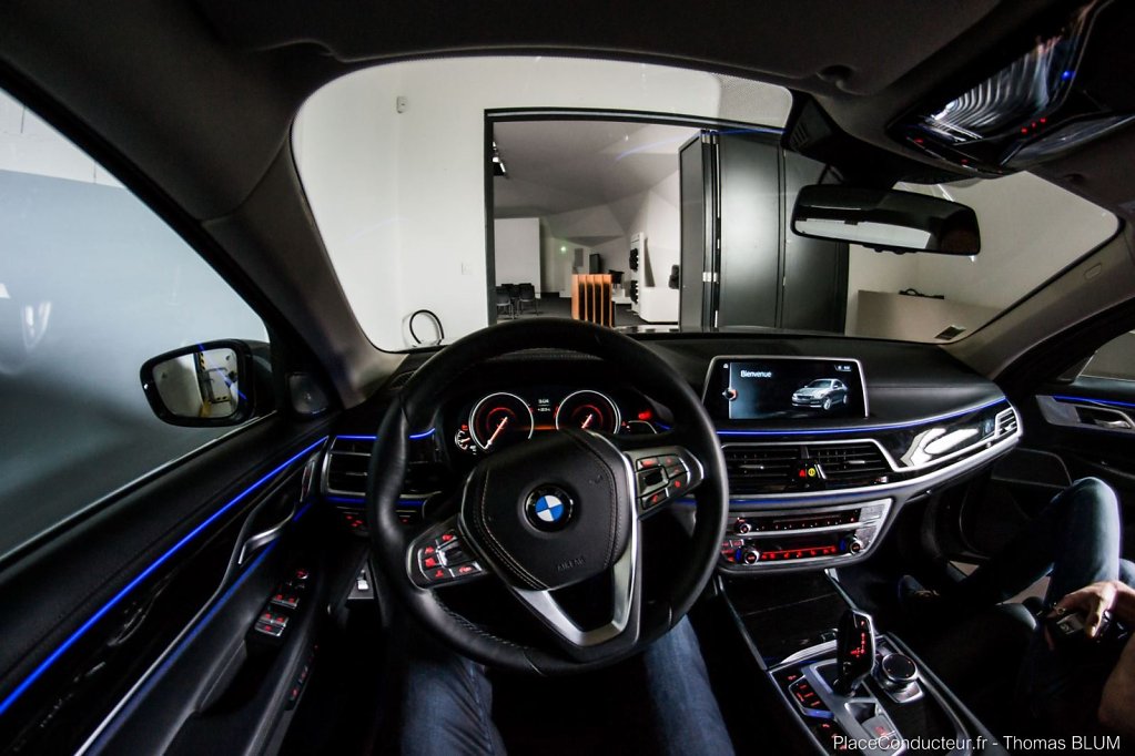 BMW 7 Series #blue