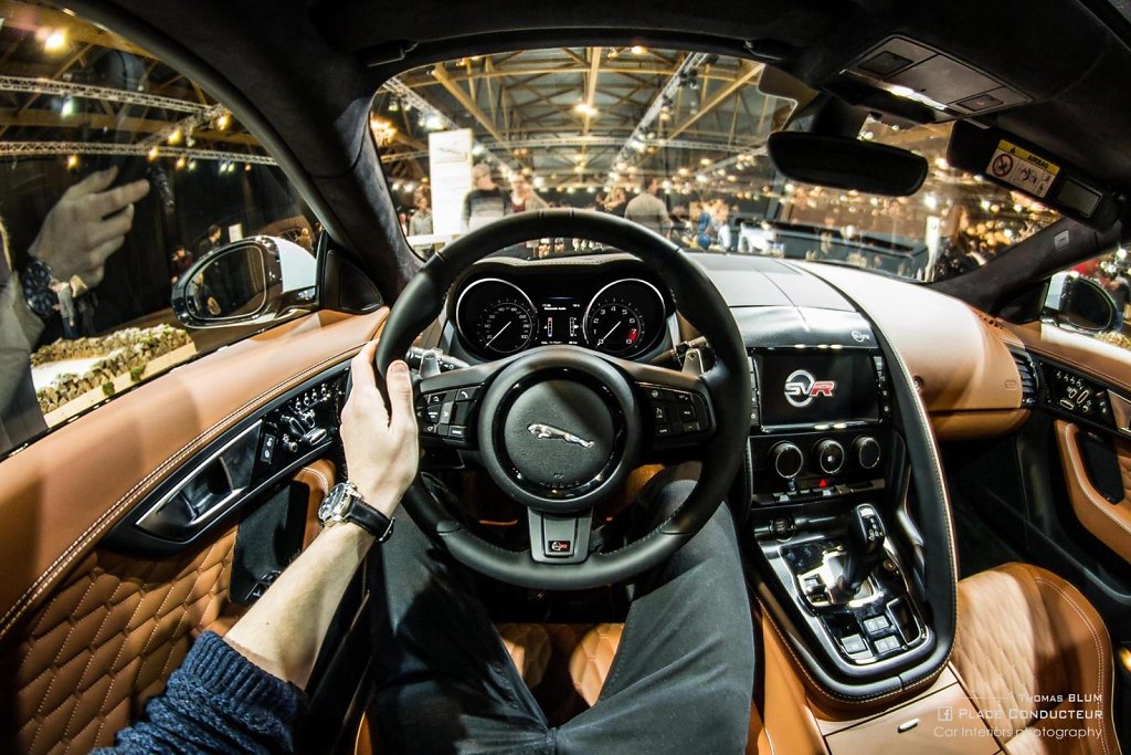 Jaguar F-type SVR