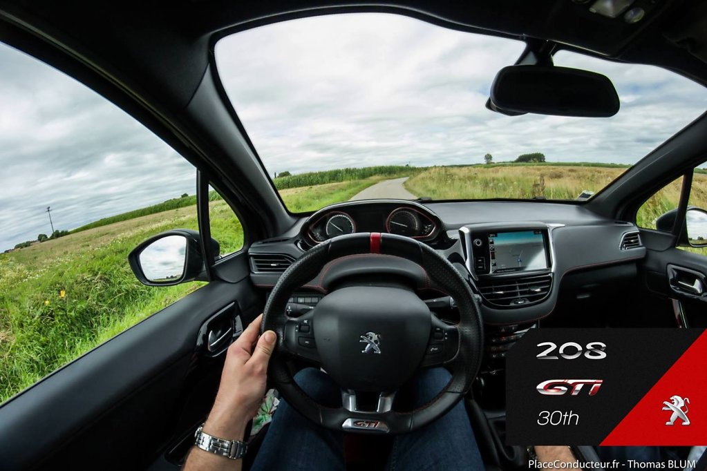 Peugeot 208 GTi 30th Anniversary 